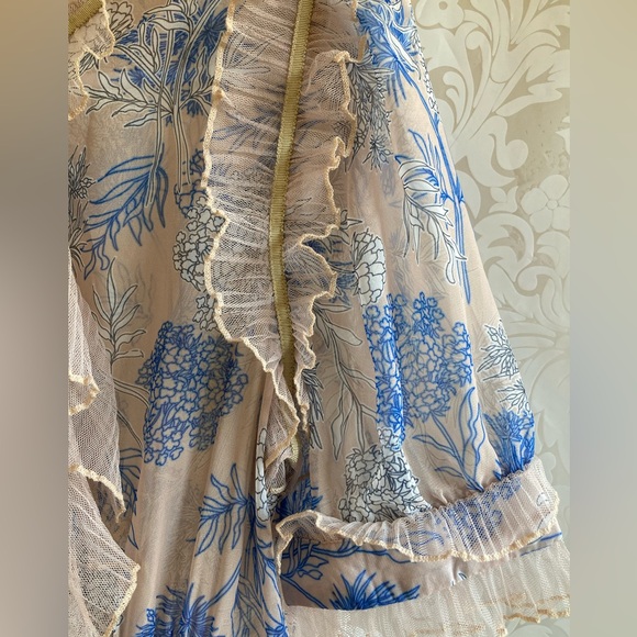 CHICWISH Size S/M - Gradient Mesh Tulle Pleated Dress - Picture 6 of 14